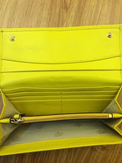 Mulberry Bow Continental Wallet in Yellow Leather - Click Image to Close
